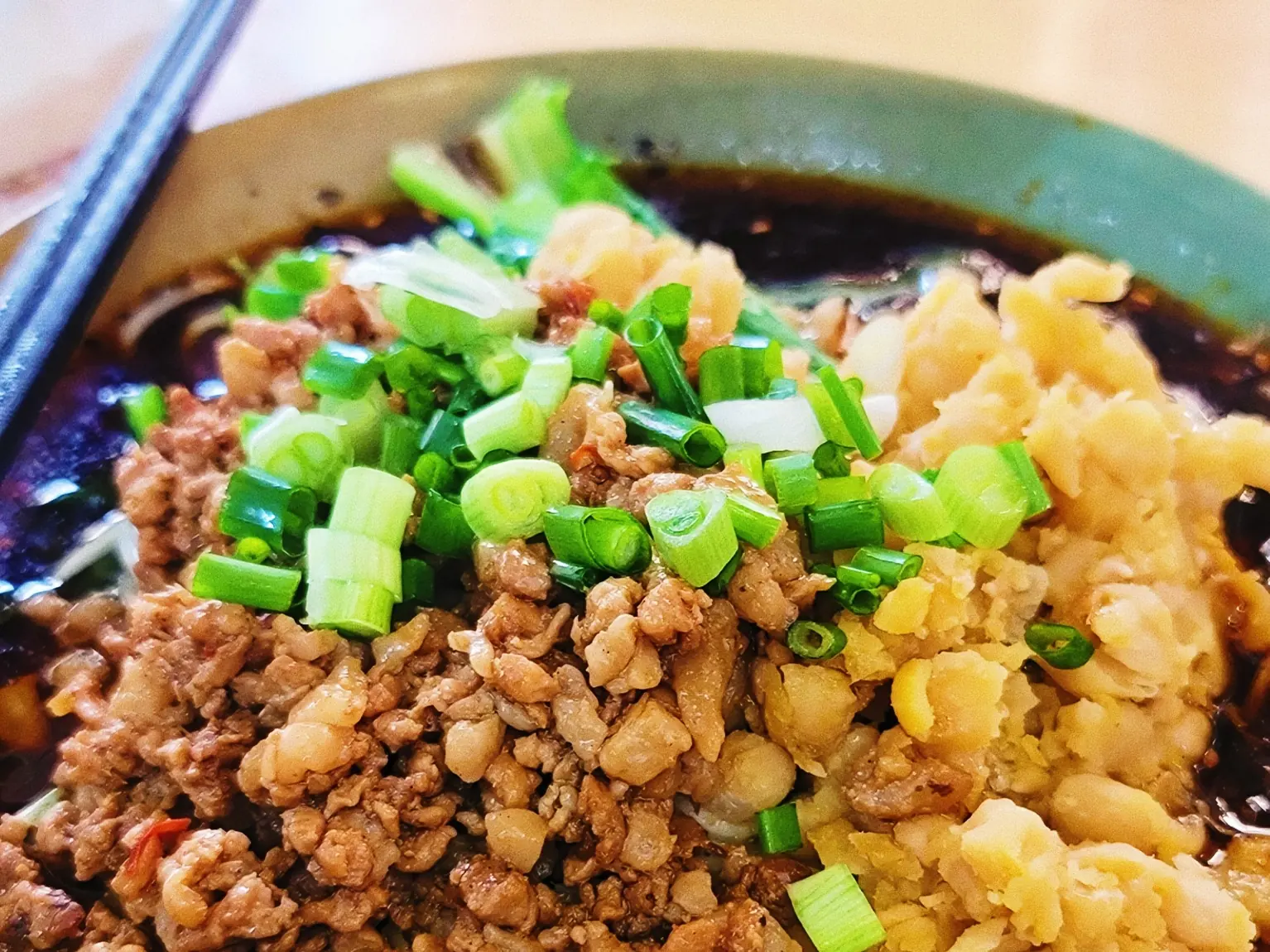 挑进碗里的面